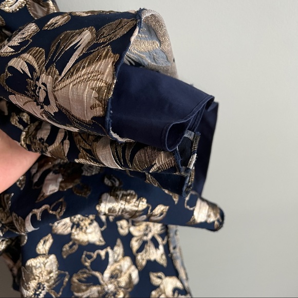 Badgley Mischka Floral Jacquard dress - Picture 2 of 10